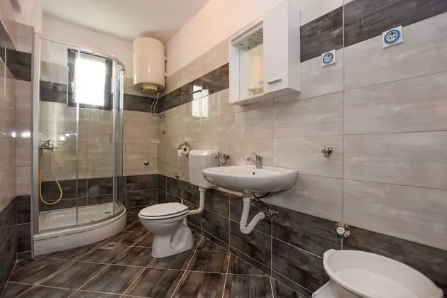 Apart Daire (Luce - family friendly & parking - A1)