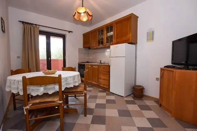 Apart Daire (Luce - family friendly & parking - A2)