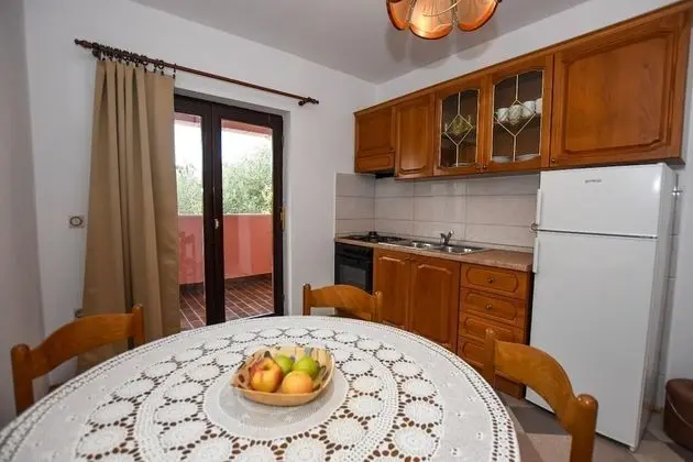 Apart Daire (Luce - family friendly & parking - A2)