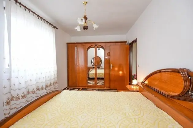 Apart Daire (Luce - family friendly & parking - A3)
