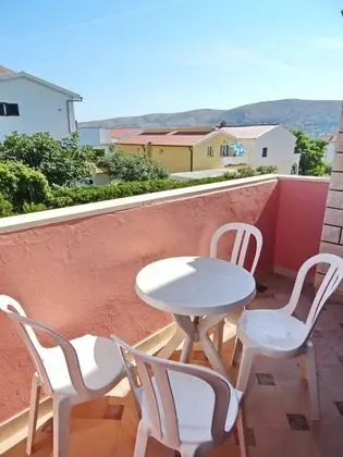 Apart Daire (Luce - family friendly & parking - A3)