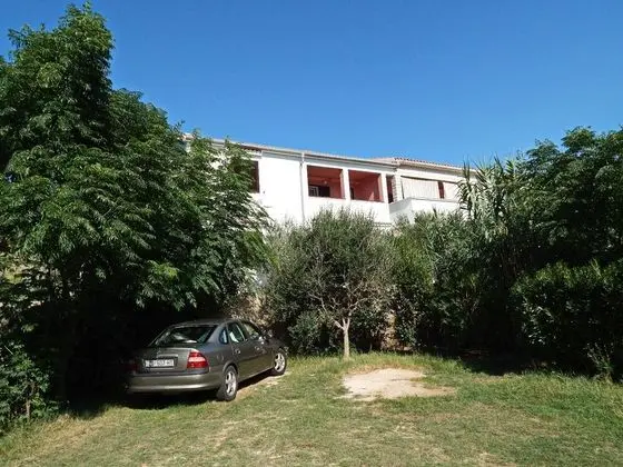 Apart Daire (Luce - family friendly & parking - A4)