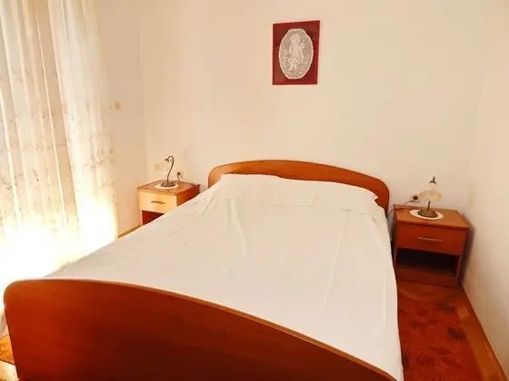 Apart Daire (Luce - family friendly & parking - A5)