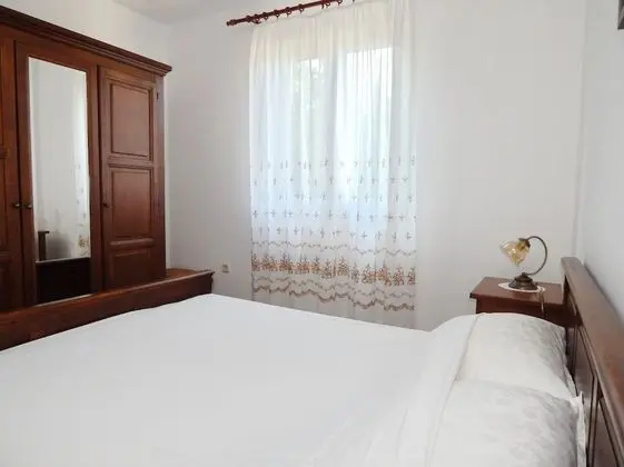 Apart Daire (Luce - family friendly & parking - A5)