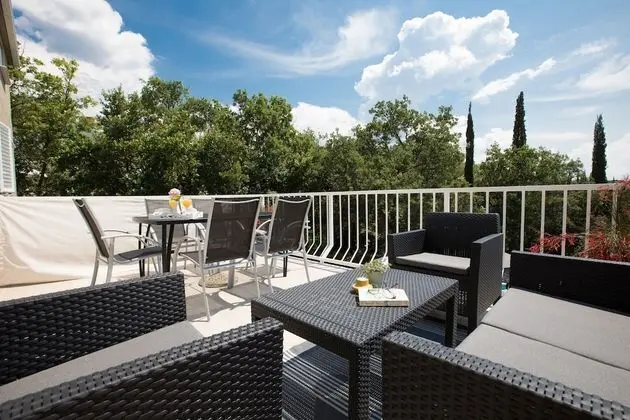 Villa (Three-Bedroom Holiday Home)