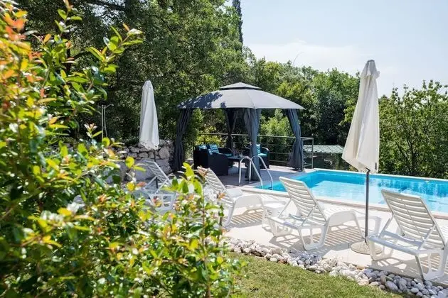 Villa (Three-Bedroom Holiday Home)