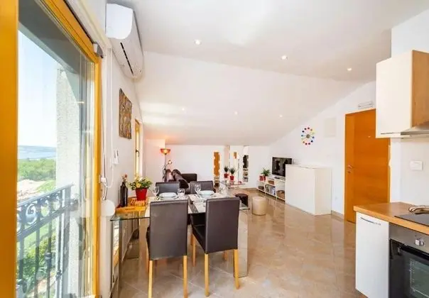 Apart Daire (Luce - pool and view - A1(6+2))