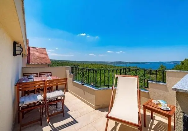 Apart Daire (Luce - pool and view - A1(6+2))