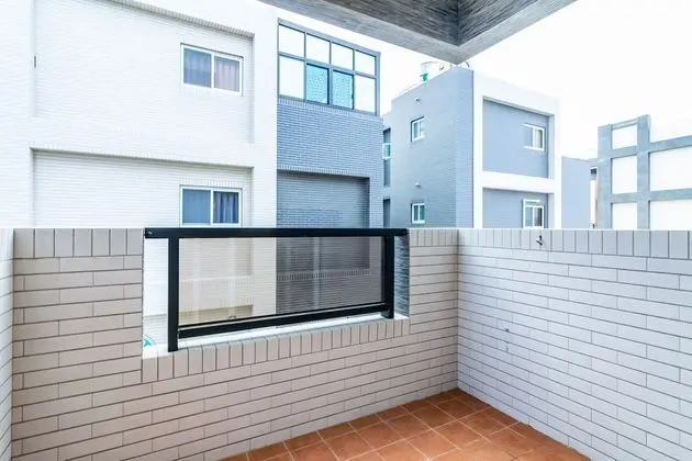 Dört Kişilik Oda, Balkon