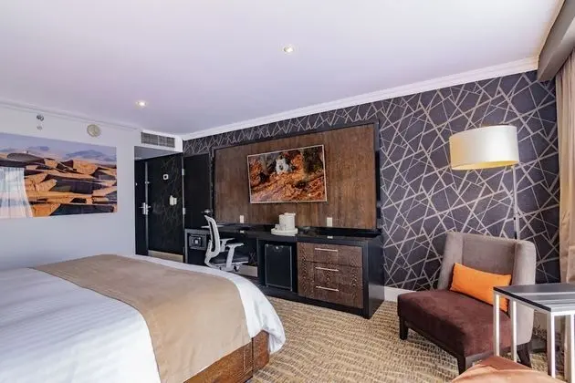 Lucerna Select, 1 King Bed