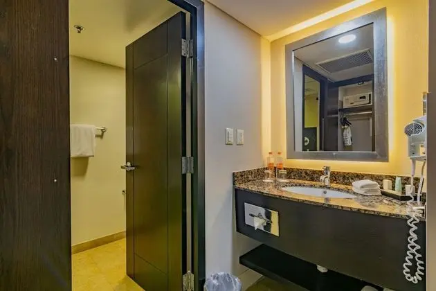 Deluxe Oda, 2 Çift Kişilik Yatak