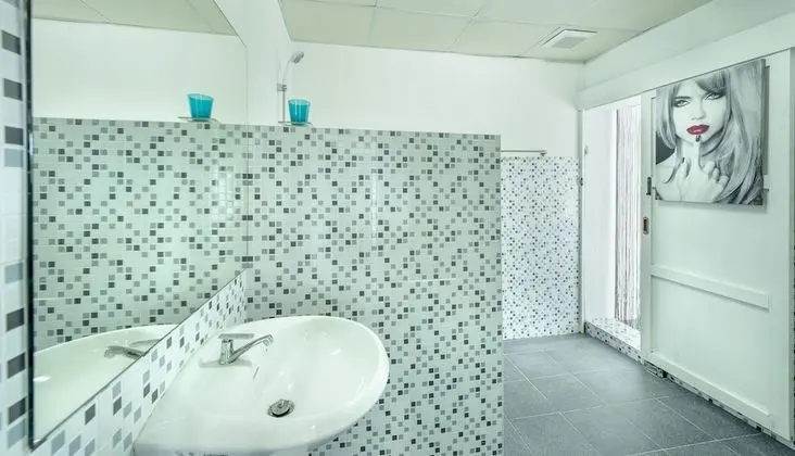 2 Bedroom Family Villa (Container)