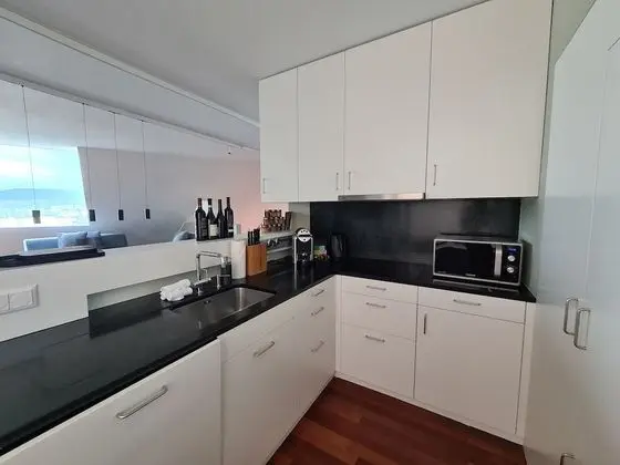 Apart Daire, 2 Yatak Odası, Göl Manzaralı