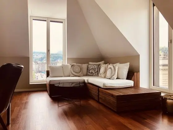 City Apart Daire, 3 Yatak Odası, Göl Manzaralı, Göl Kenarı