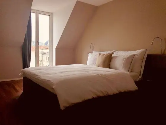 City Apart Daire, 3 Yatak Odası, Göl Manzaralı, Göl Kenarı