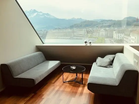 City Apart Daire, 3 Yatak Odası, Göl Manzaralı, Göl Kenarı