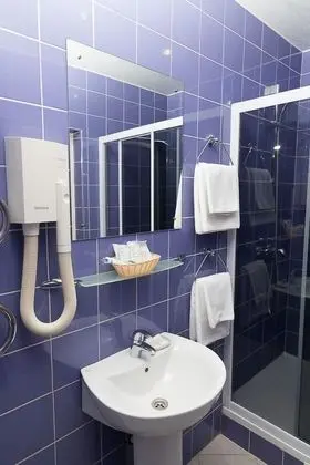 Comfort Tek Büyük veya İki Ayrı Yataklı Oda, Şehir Manzaralı
