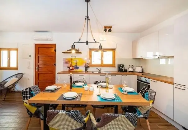 Apart Daire (Luci - 40 m from sea - A1(4))