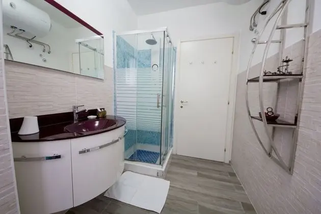 Üç Kişilik Oda, Özel Banyo