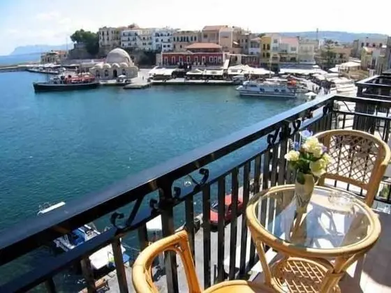 Tek Büyük veya İki Ayrı Yataklı Oda, Deniz Manzaralı