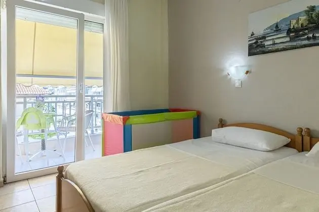Basic Üç Kişilik Oda