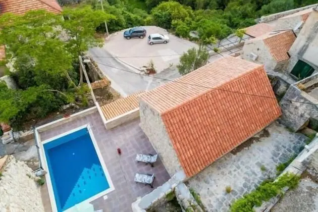 Villa (2 Bedroom Villa with Swimming Pool)