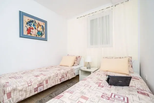 Villa (5-Bedroom Villa with Two Pools)