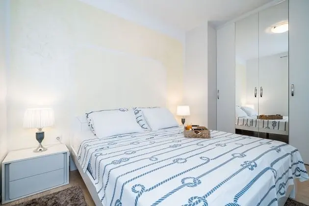 Villa (5-Bedroom Villa with Two Pools)