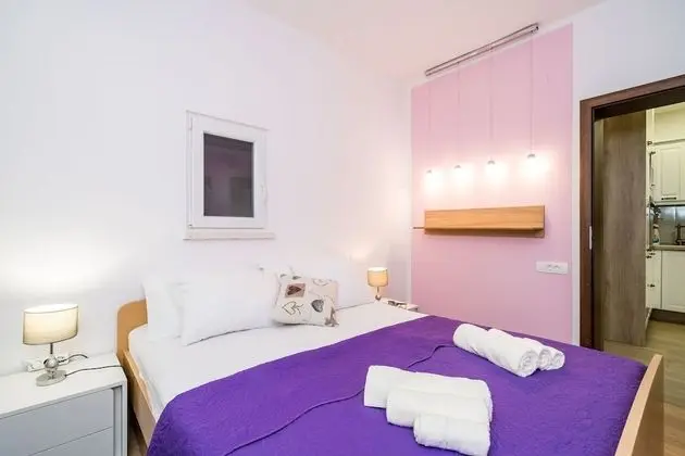 Villa (5-Bedroom Villa with Two Pools)