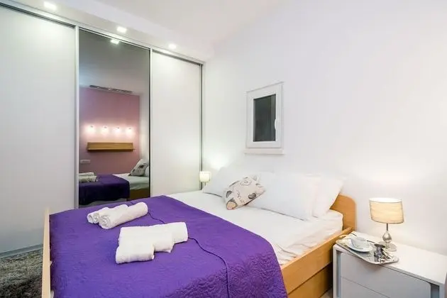 Villa (5-Bedroom Villa with Two Pools)