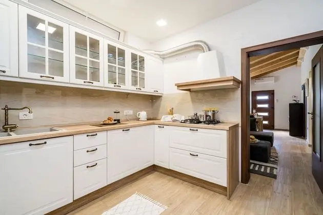 Villa (5-Bedroom Villa with Two Pools)