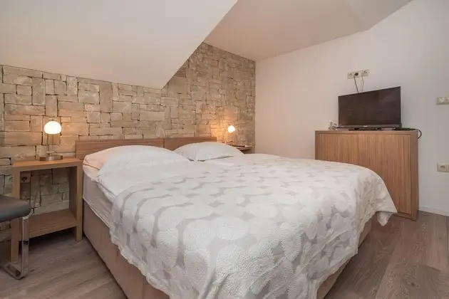 Deluxe Tek Büyük veya İki Ayrı Yataklı Oda, Balkon