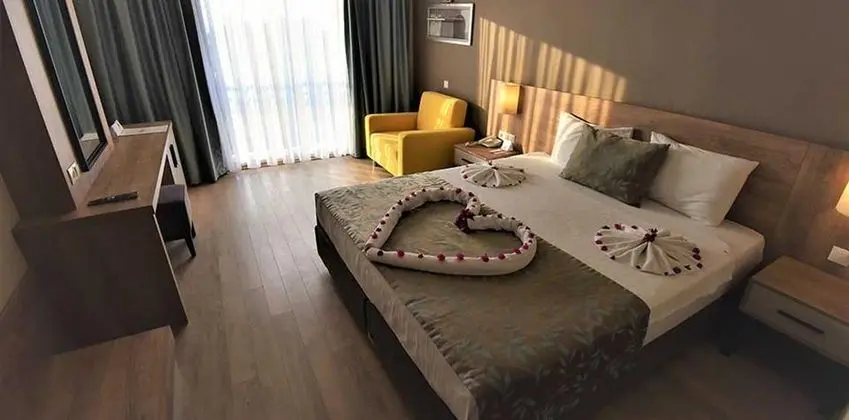 Standart 1 Çift Kişilik Yatak