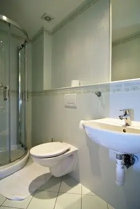 Economy Tek Büyük Yataklı Oda