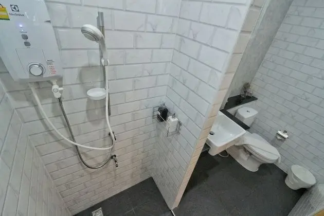 Basic Tek Büyük Yataklı Oda