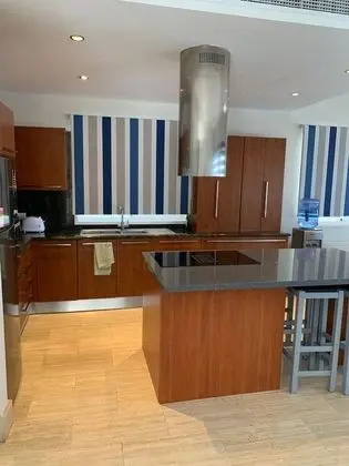 Villa, 4 Yatak Odası, Balkon