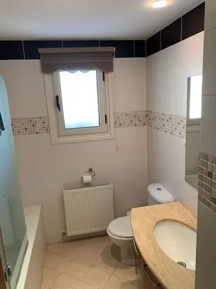Villa, 4 Yatak Odası, Balkon