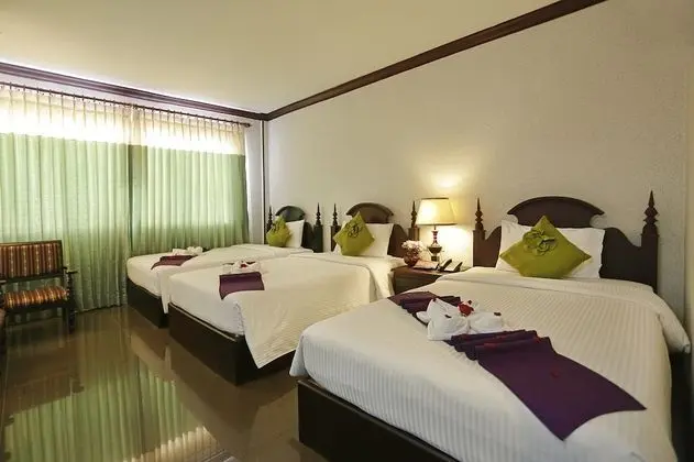 Deluxe Üç Kişilik Oda