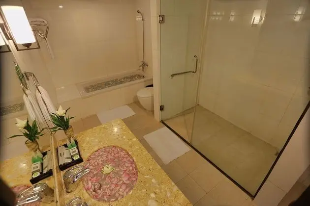 Deluxe Üç Kişilik Oda