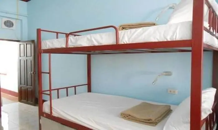 Ortak Ranzalı Oda, Karma Ranzalı Oda (Bunk Bed)