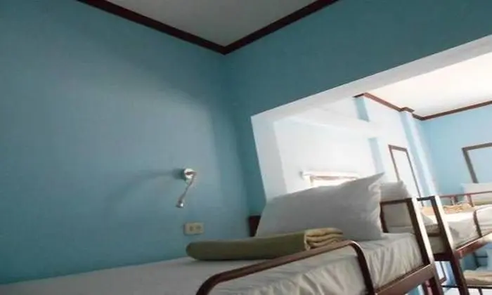 Ortak Ranzalı Oda, Karma Ranzalı Oda (Bunk Bed)