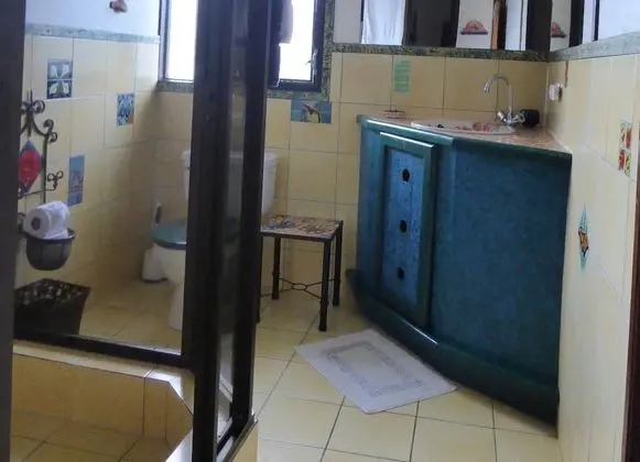 Oda, 1 En Büyük (King) Boy Yatak, Balkon, Göl Manzaralı (Butterfly Room)