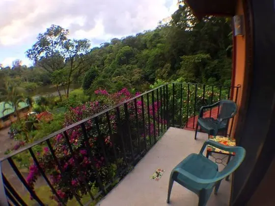 Oda, 1 En Büyük (King) Boy Yatak, Balkon, Göl Manzaralı (Butterfly Room)