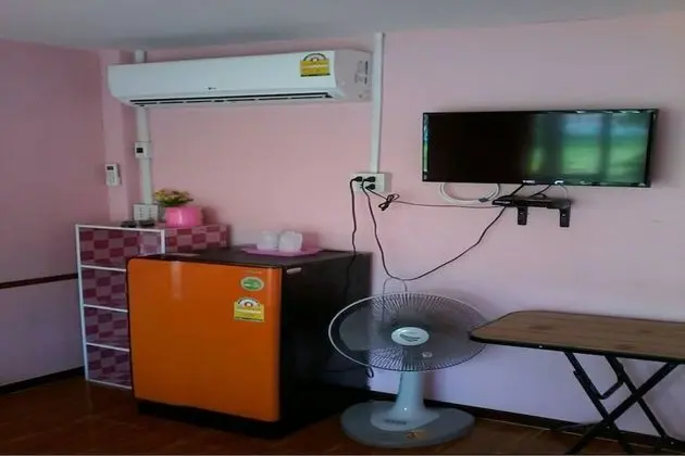 Standard Fan Room