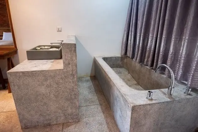 Deluxe İki Ayrı Yataklı Oda, Havuz Manzaralı