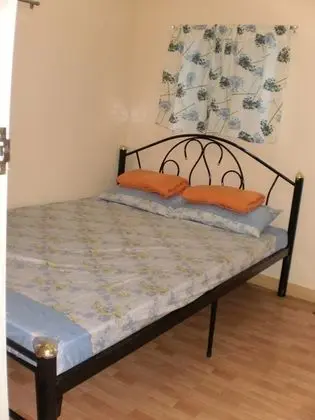 Oda, Ortak Banyo (3rd Floor 1)
