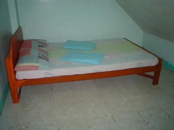 Oda, Ortak Banyo (3rd Floor 1)