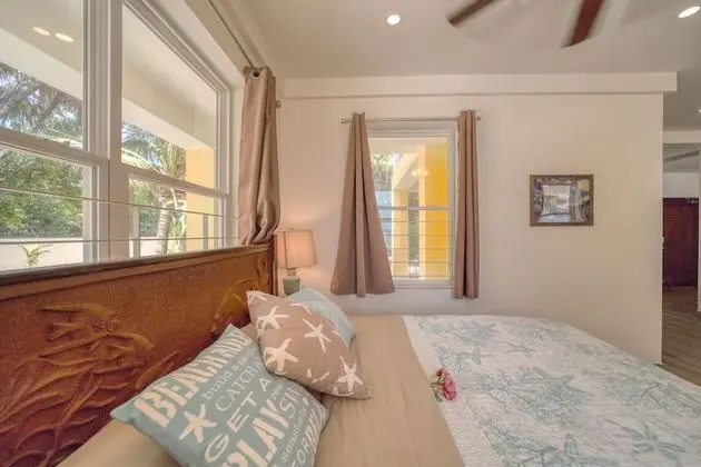 Villa, Kişiye Özel Havuzlu, Denize Sıfır