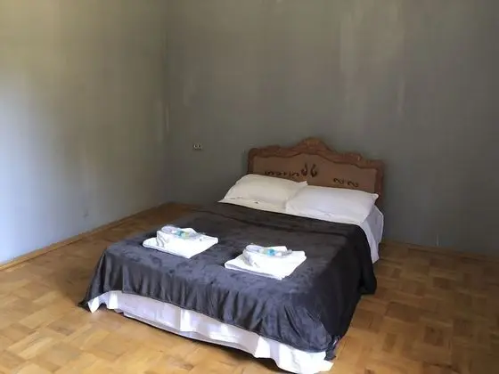 Comfort Üç Kişilik Oda, 2 Yatak Odası, Balkon, Avlu