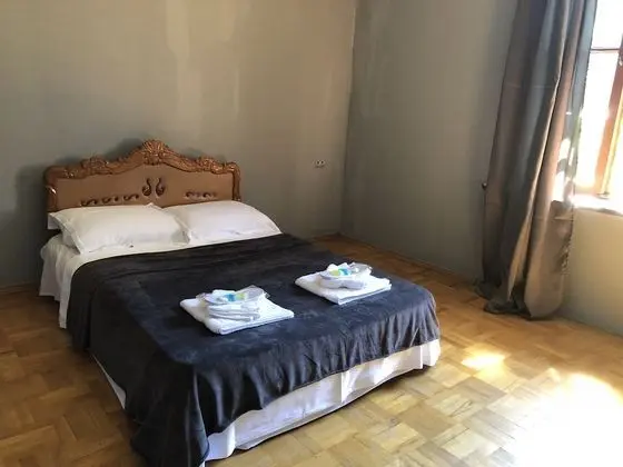 Economy Tek Büyük Yataklı Oda